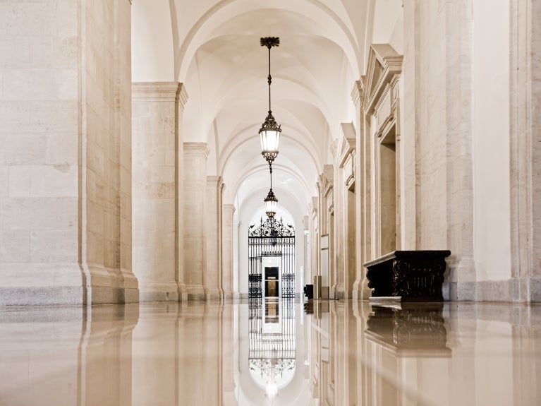 arched hallway outside of a courtroom